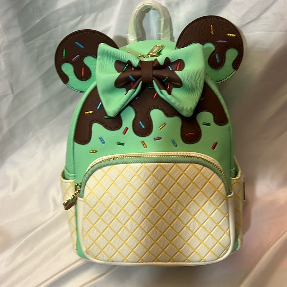 Loungefly Minnie mouse mint chocolate sundae backpack NWT